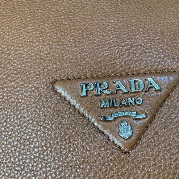 Prada - Picture 14 of 16